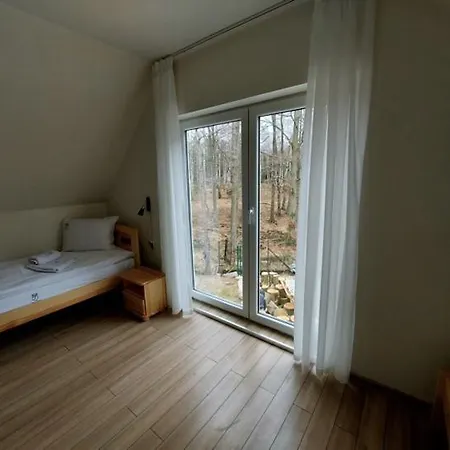 Sowi Kat - Z Baliami Oraz Tradycyjne Ferienhaus