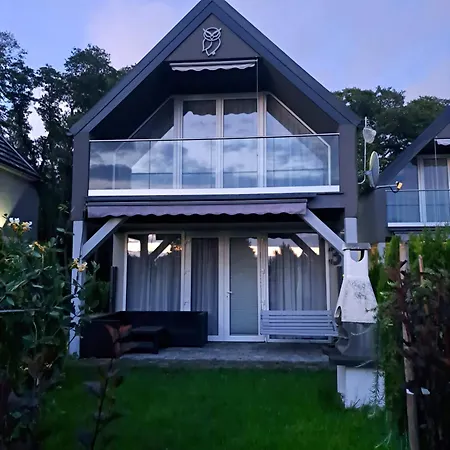Sowi Kat - Z Baliami Oraz Tradycyjne Ferienhaus Lubiatowo (Pomerania)