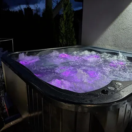 Sowi Kat - Z Baliami Oraz Tradycyjne Prázdninový dům